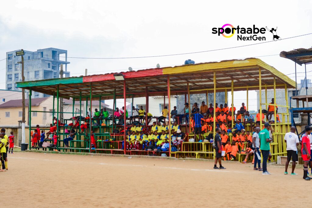 le public venue soutenu ses joueurs